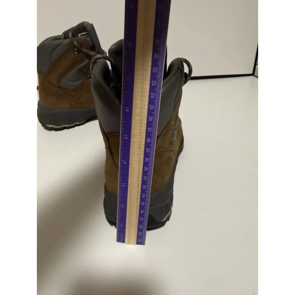 ✅‎ Vasque Women's Gore-Tex Waterproof Hiking Boots — US 9 / EU 40 / 26 cm